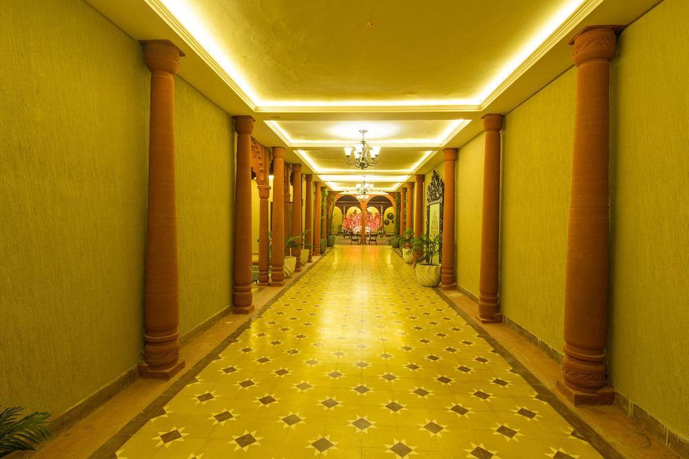 ホテル ヴェスタ ビカネール パレス ビーカーネール エクステリア 写真